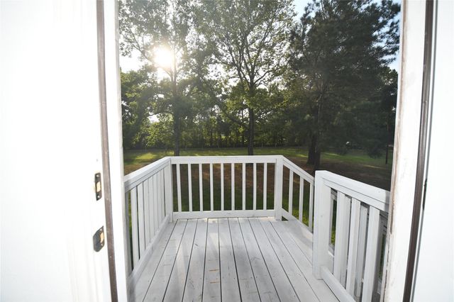 239 County Road 2226, Cleveland, TX 77327