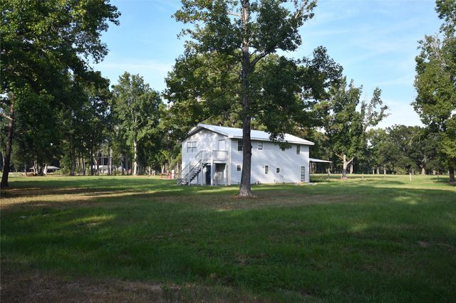 239 County Road 2226, Cleveland, TX 77327