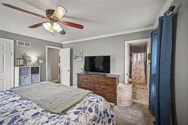 1307 SW 24th Street, Blue Springs, MO 64015
