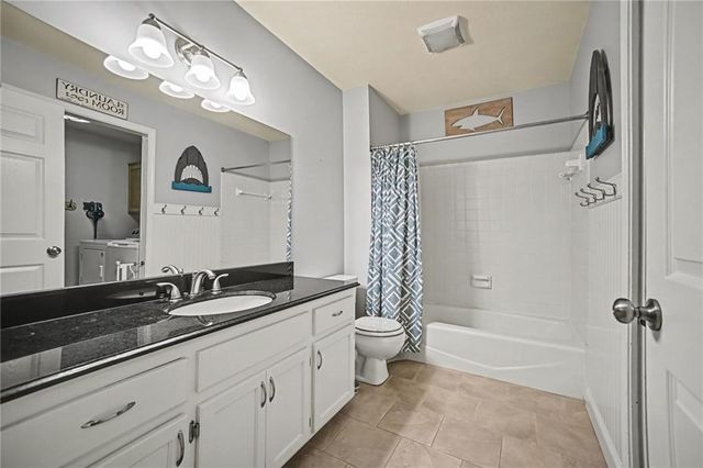 1307 SW 24th Street, Blue Springs, MO 64015