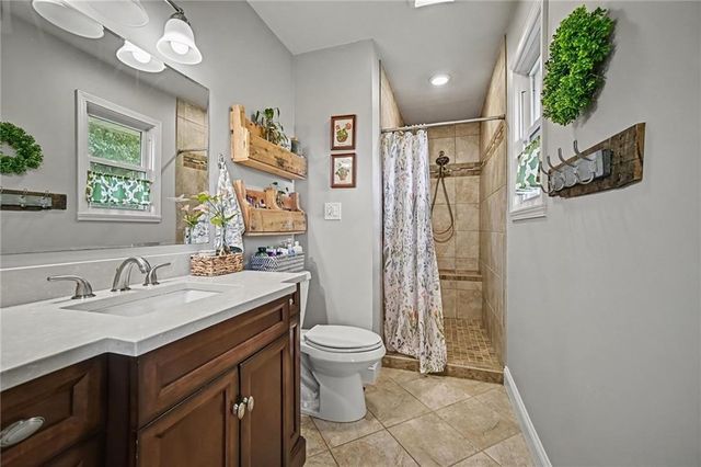1307 SW 24th Street, Blue Springs, MO 64015
