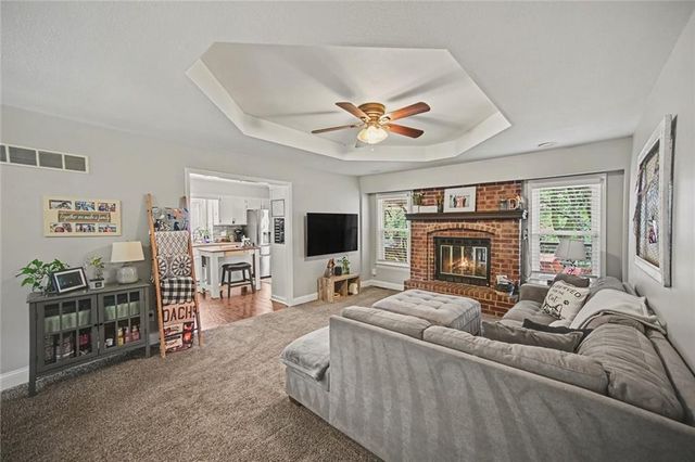 1307 SW 24th Street, Blue Springs, MO 64015