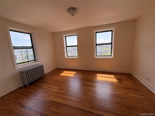 30 Locust Hill Avenue 6K, Yonkers, NY 10701