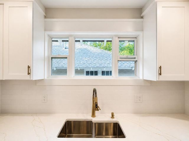 1460 Hartford Avenue, Atlanta, GA 30310