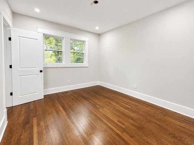 1460 Hartford Avenue, Atlanta, GA 30310