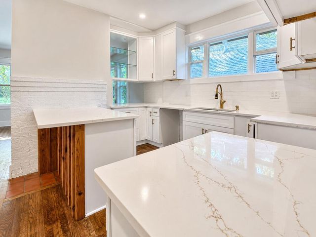 1460 Hartford Avenue, Atlanta, GA 30310
