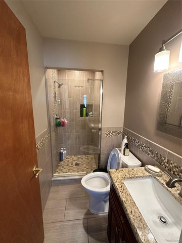 3478 Lancaster Drive, Sterling Heights, MI 48310