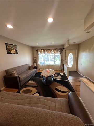3478 Lancaster Drive, Sterling Heights, MI 48310