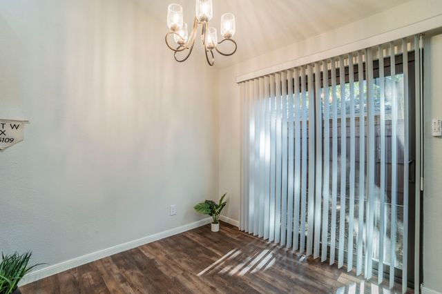 5676 Cedar Creek Drive, Benbrook, TX 76109