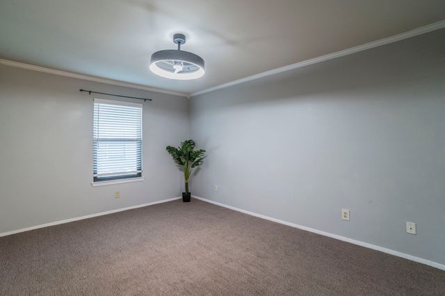 5676 Cedar Creek Drive, Benbrook, TX 76109