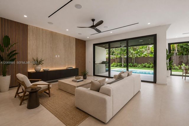1209 NE 2nd Street, Fort Lauderdale, FL 33301