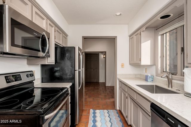 6527 E EL SENDERO Road, Carefree, AZ 85377