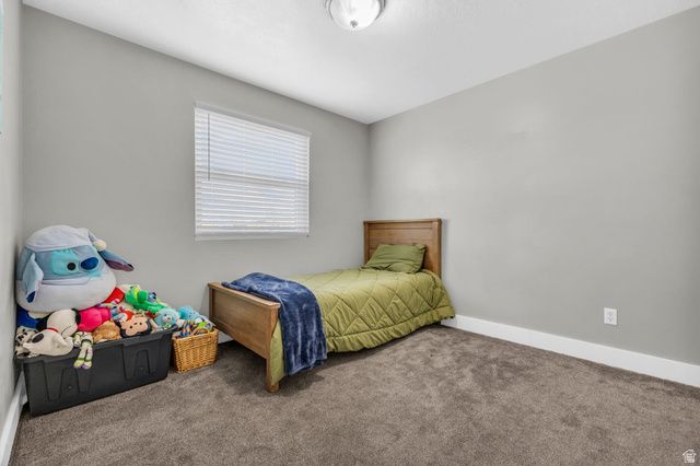 1373 N 2700 W, Clinton, UT 84015