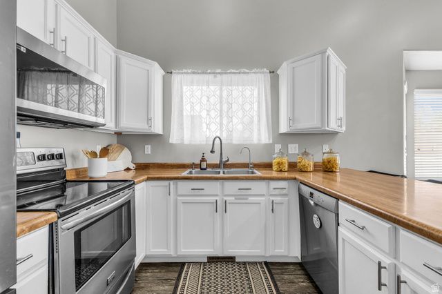 1373 N 2700 W, Clinton, UT 84015