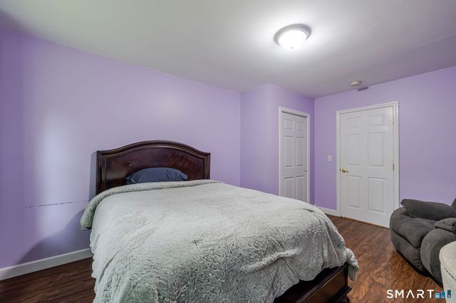 19 Calverton Drive, New Fairfield, CT 06812