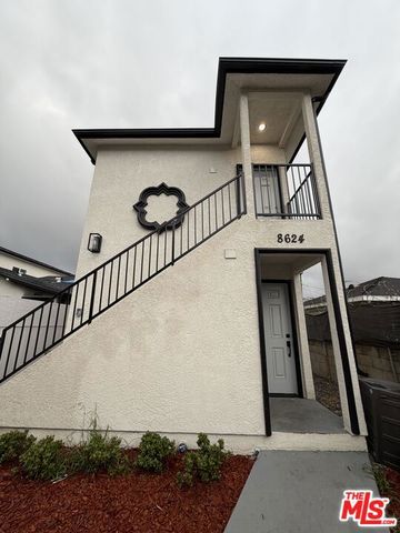 8624 Graham Avenue A, Los Angeles, CA 90002