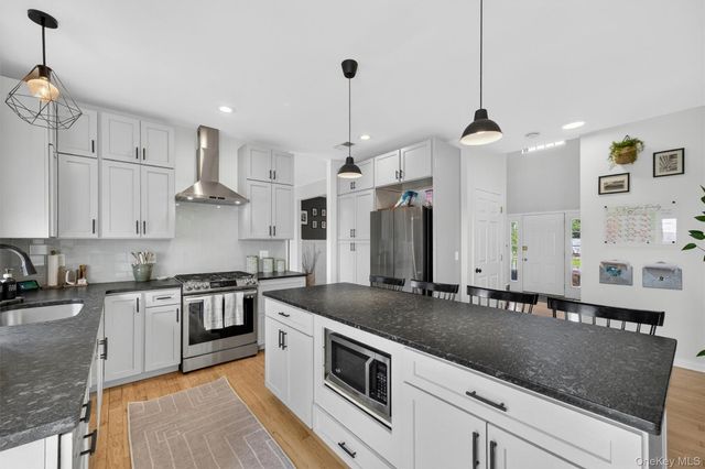 3510 John Paul Jones Lane, New Windsor, NY 12553