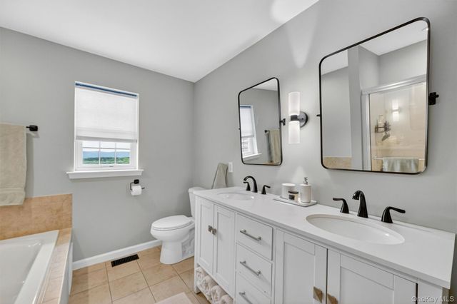 3510 John Paul Jones Lane, New Windsor, NY 12553