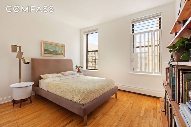 242 W 112th St Apt 5B, New York City, NY 10026