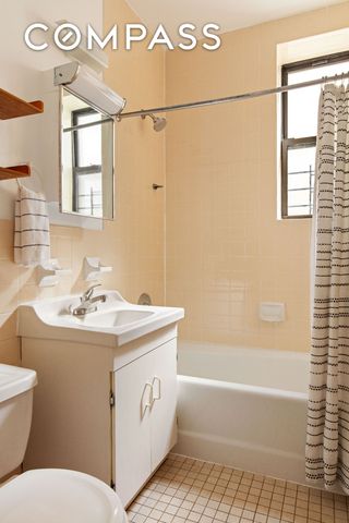 242 W 112th St Apt 5B, New York City, NY 10026