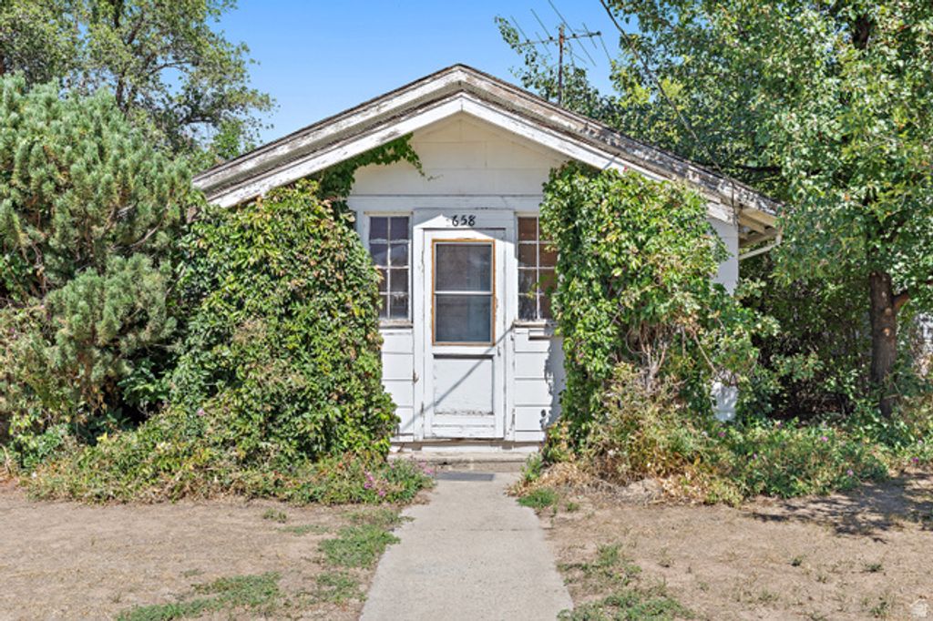 658 W WASATCH ST, Midvale, UT 84047 — exterior