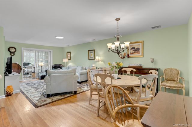 42 Knolls Drive, Stony Brook, NY 11790