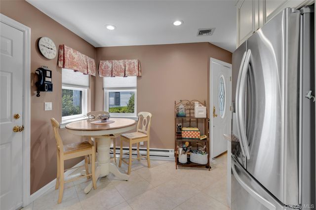 42 Knolls Drive, Stony Brook, NY 11790