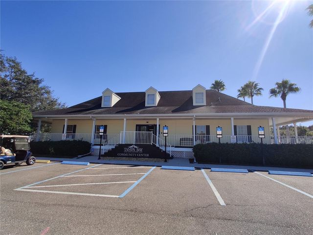 10824 COLLAR DR, San Antonio, FL 33576