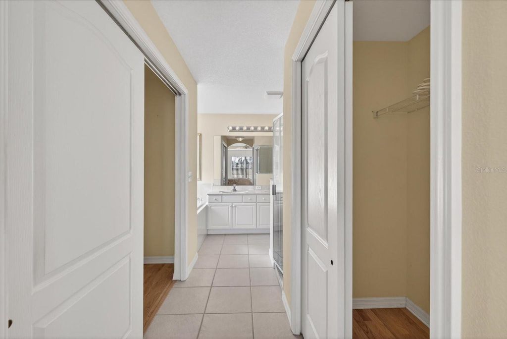 Image 17 of property listing at 10824 COLLAR DR, San Antonio, FL 33576