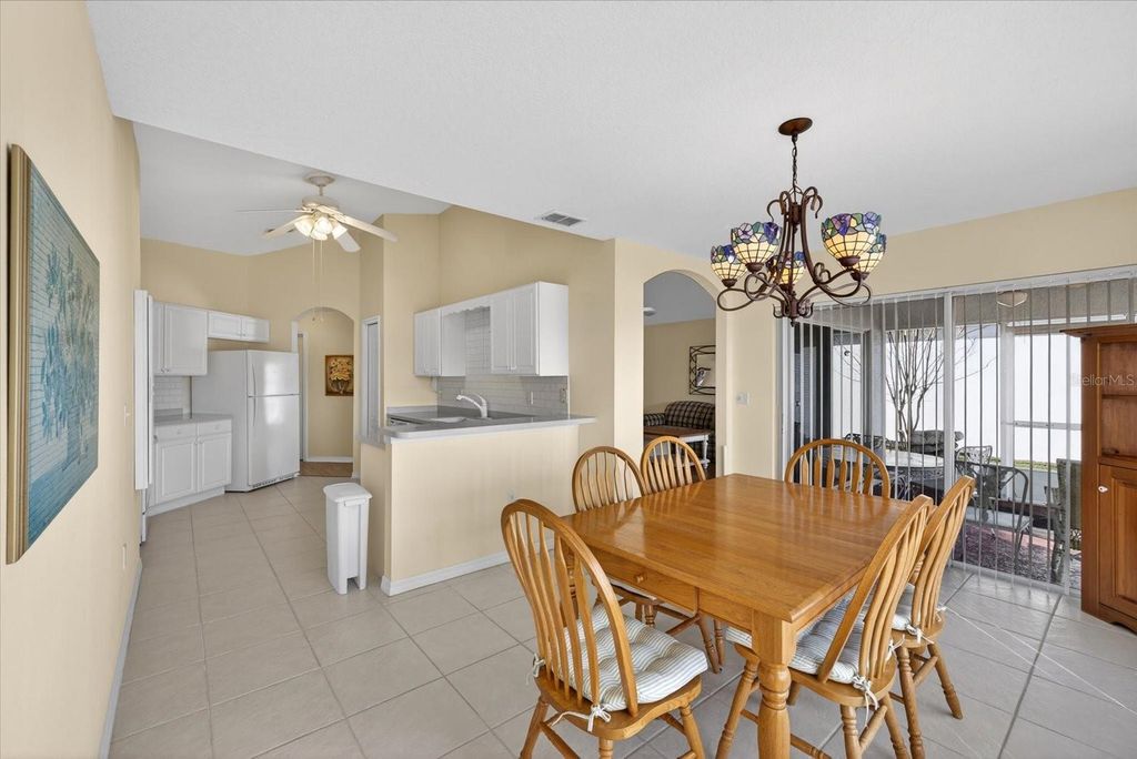 Image 9 of property listing at 10824 COLLAR DR, San Antonio, FL 33576