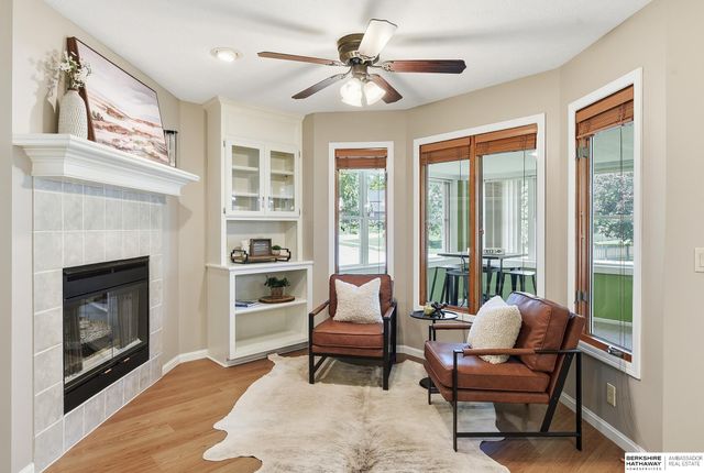 16630 Oak Street, Omaha, NE 68130
