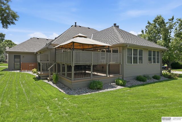 16630 Oak Street, Omaha, NE 68130