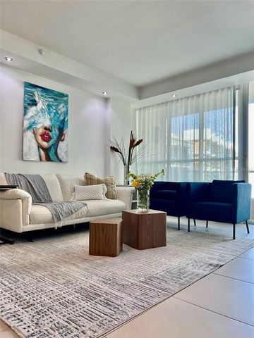 25 MUNOZ RIVER 806, San Juan, PR 00901