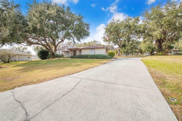 2865 POND VIEW DRIVE, Haines City, FL 33844