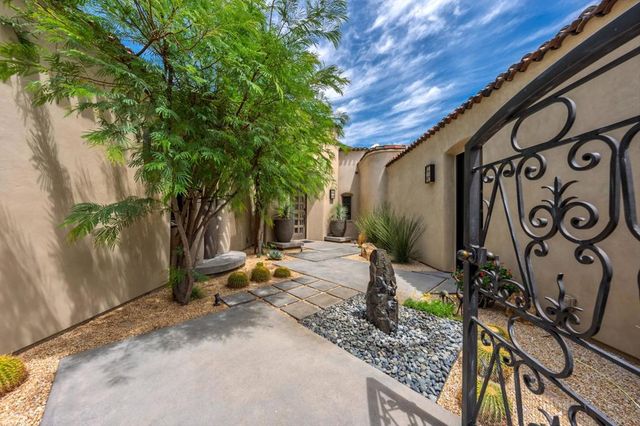 72328 Bajada Trail, Palm Desert, CA 92260