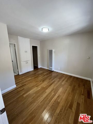 1132 S Oxford Avenue, Los Angeles, CA 90006