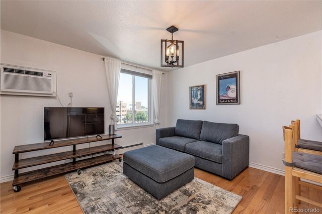 1833 N Williams Street 504, Denver, CO 80218