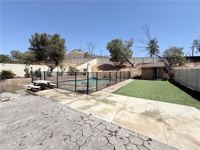 5948 Quiroz, Riverside, CA 92509