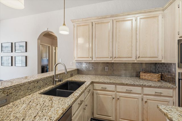 3103 Regal Drive, Arlington, TX 76016