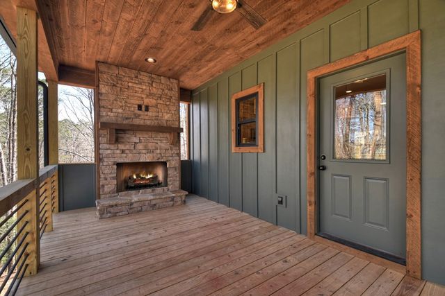 84 Olaf Court, Ellijay, GA 30540