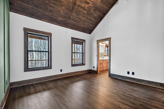 84 Olaf Court, Ellijay, GA 30540