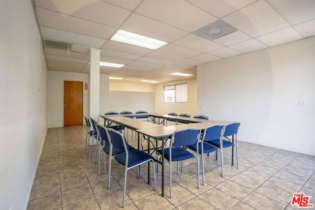 2911 Beverly Blvd, Los Angeles, CA 90057