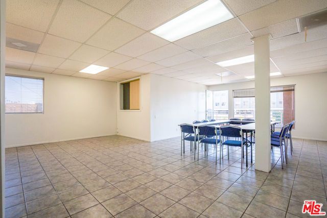 2911 Beverly Blvd, Los Angeles, CA 90057