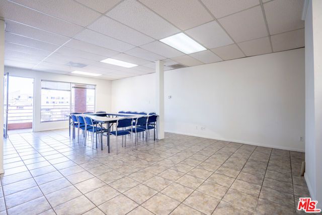 2911 Beverly Blvd, Los Angeles, CA 90057