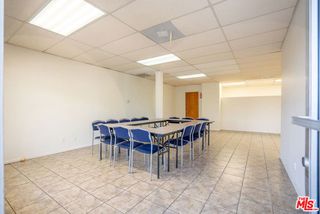 2911 Beverly Blvd, Los Angeles, CA 90057