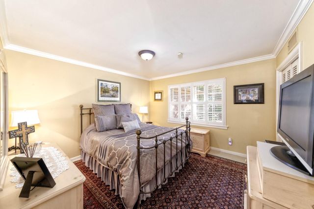 11407 S Chestwood Drive, Houston, TX 77024