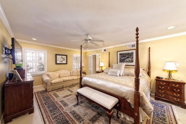 11407 S Chestwood Drive, Houston, TX 77024