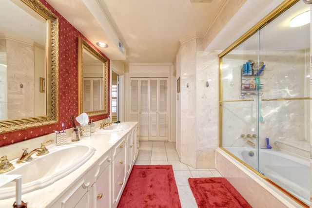 11407 S Chestwood Drive, Houston, TX 77024