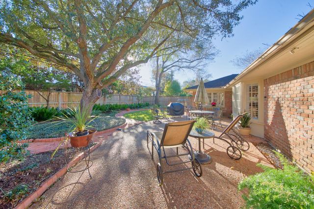 11407 S Chestwood Drive, Houston, TX 77024