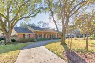 11407 S Chestwood Drive, Houston, TX 77024